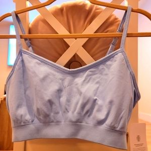 Athleta renew baby blue medium sports bra
